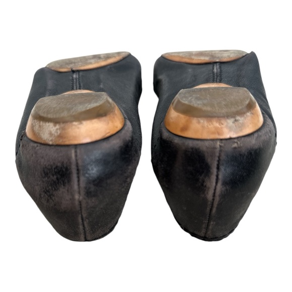 Chloe Flats Size 11 - Picture 6 of 6